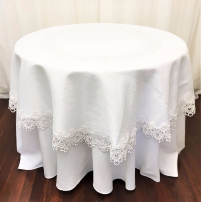 Sweetheart Table options - see Linen catalogue for pricing