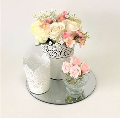 Small centerpiece Vintage style P.O.A.