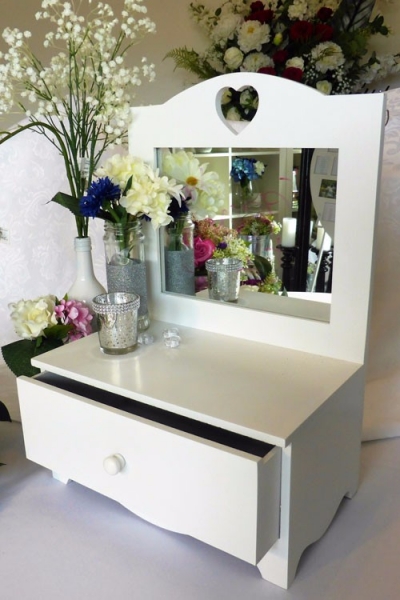 Mini Dresser Card Box $38.50