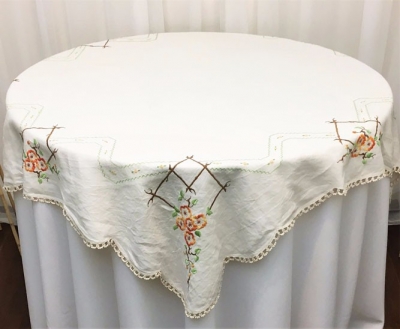 Vintage embroided tablecloth $13.20 each - 1 available
