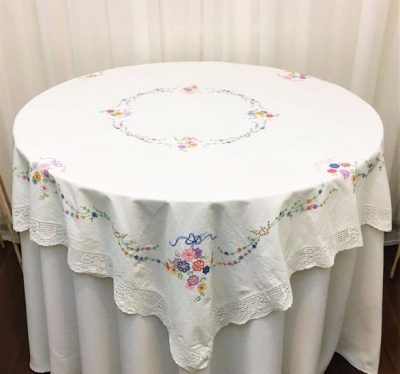 Vintage embroided tablecloth $13.20 each - 1 available