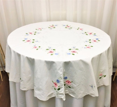 Vintage embroided tablecloth $13.20 each - 1 available