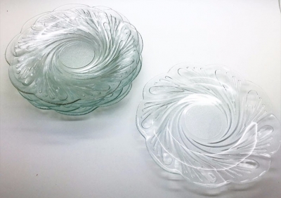 Vintage serving plates $3.50 each
