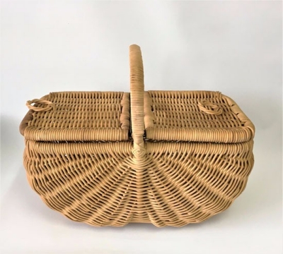 Vintage picnic basket $27.50 each