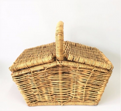 Vintage picnic basket $27.50 each